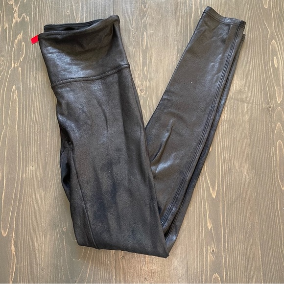 Spanx Black Faux Leather Leggings Size Small - Picture 2 of 9